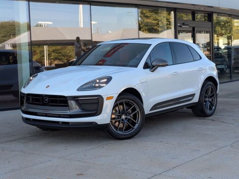 New 2026 Porsche Macan Turbo image 1