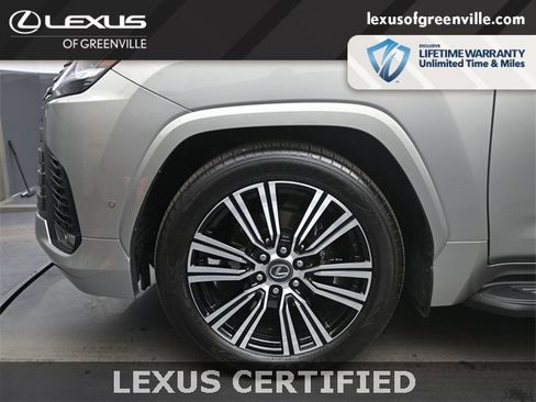 Certified 2025 Lexus LX 700h Luxury image 9