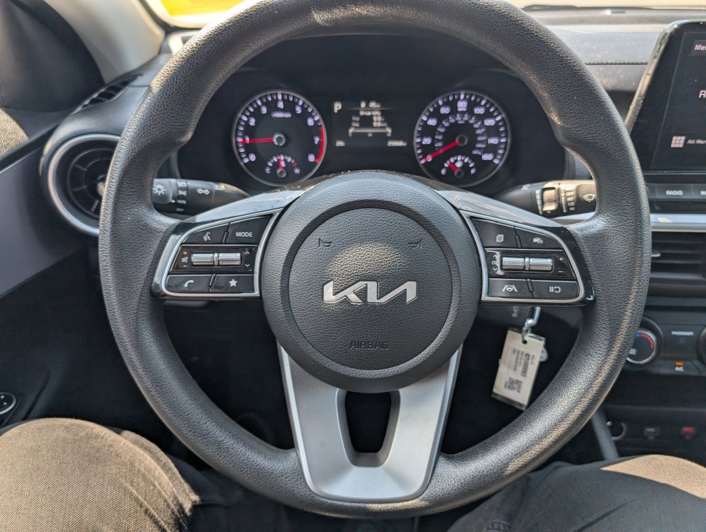 Used 2024 Kia Forte LXS w/ LXS Technology Package FWD image 25
