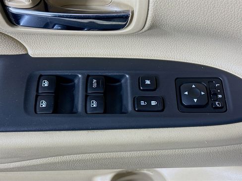 Used 2016 Mitsubishi Outlander GT image 23