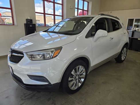 Used 2017 Buick Encore Preferred FWD image 2