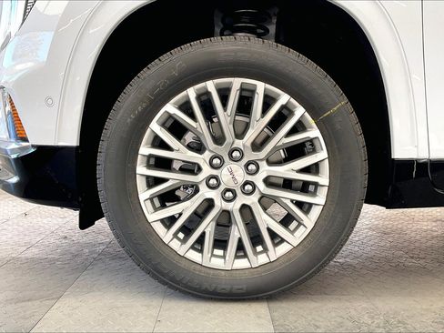 New 2026 GMC Acadia Denali w/ Super Cruise Package image 14