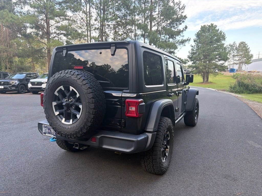 Used 2024 Jeep Wrangler Unlimited Rubicon 4xe AWD/4WD image 6