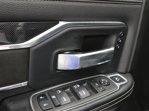 Used 2022 RAM 2500 Laramie w/ Night Edition AWD/4WD image 45