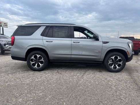 New 2026 GMC Yukon AT4 w/ AT4 Premium Plus Package AWD/4WD image 7