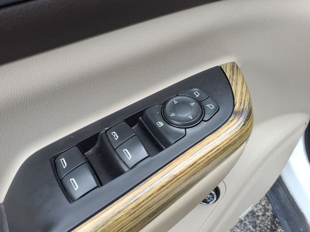 Used 2019 GMC Acadia Denali w/ Technology Package AWD/4WD image 18