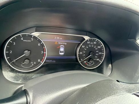 Used 2021 Nissan Altima 2.5 SR FWD image 12