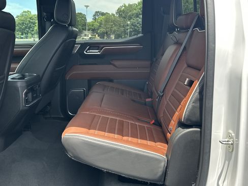 Used 2023 GMC Sierra 1500 Denali Ultimate AWD/4WD image 15