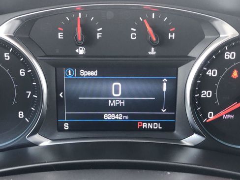 Used 2024 Chevrolet Equinox LT FWD image 28