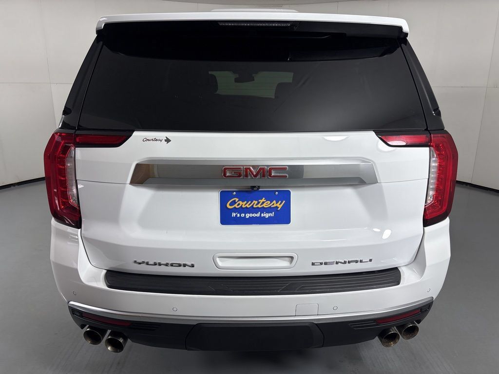 Used 2024 GMC Yukon XL Denali AWD/4WD image 6