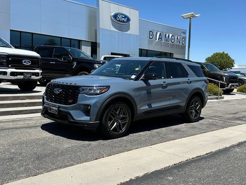 New 2026 Ford Explorer ST w/ Sun And Sound Package AWD/4WD image 2