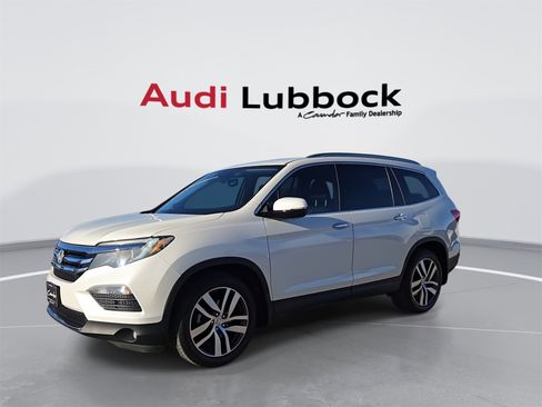 Used 2018 Honda Pilot Elite image 4