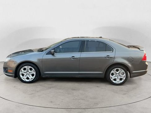Used 2010 Ford Fusion SE FWD image 5