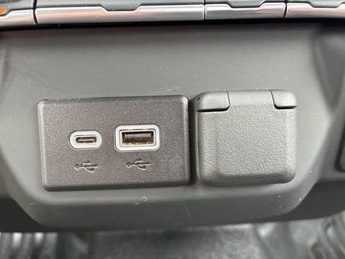 Used 2024 GMC Sierra 1500 Pro w/ Trailering Package image 27