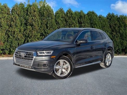 Used 2019 Audi Q5 Prestige w/ Prestige Package image 1