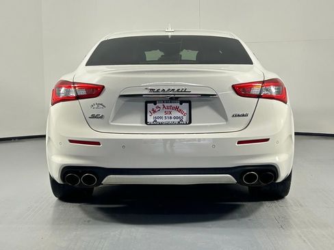 Used 2018 Maserati Ghibli S GranLusso image 6