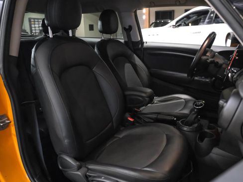 Used 2014 MINI Cooper 2-Door Hardtop FWD image 28