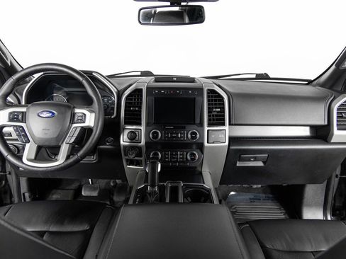 Used 2019 Ford F150 Lariat w/ Equipment Group 502A Luxury image 28