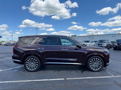 Used 2024 Hyundai Palisade Calligraphy AWD/4WD image 5