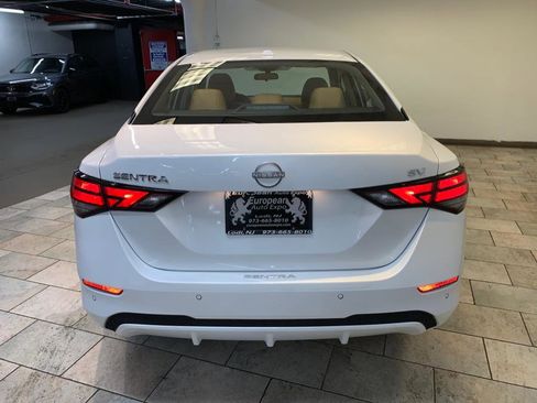 Used 2024 Nissan Sentra SV w/ SV Premium Package image 6