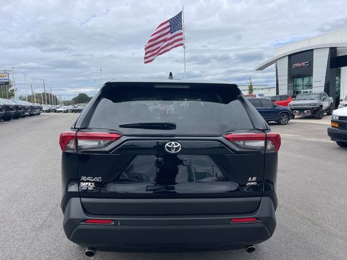 Used 2025 Toyota RAV4 LE image 3