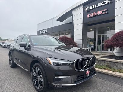 Used 2022 Volvo XC60 B5 Inscription w/ Climate Package