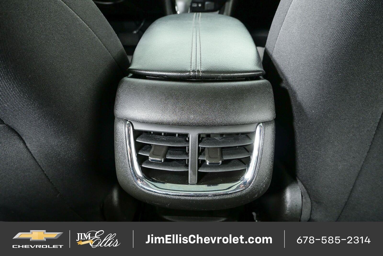 Used 2024 Chevrolet Malibu LT FWD image 18