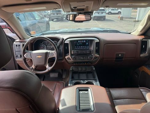 Certified 2018 Chevrolet Silverado 1500 High Country image 11