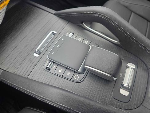 New 2026 Mercedes-Benz GLS 450 4MATIC image 33