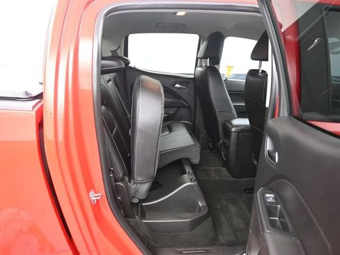 Used 2018 Chevrolet Colorado ZR2 AWD/4WD image 38
