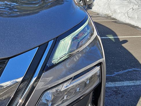 Certified 2023 Nissan Rogue SL w/ SL Premium Package image 9