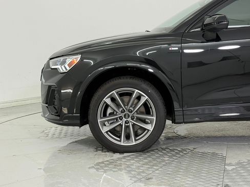 New 2025 Audi Q3 2.0T Premium image 24