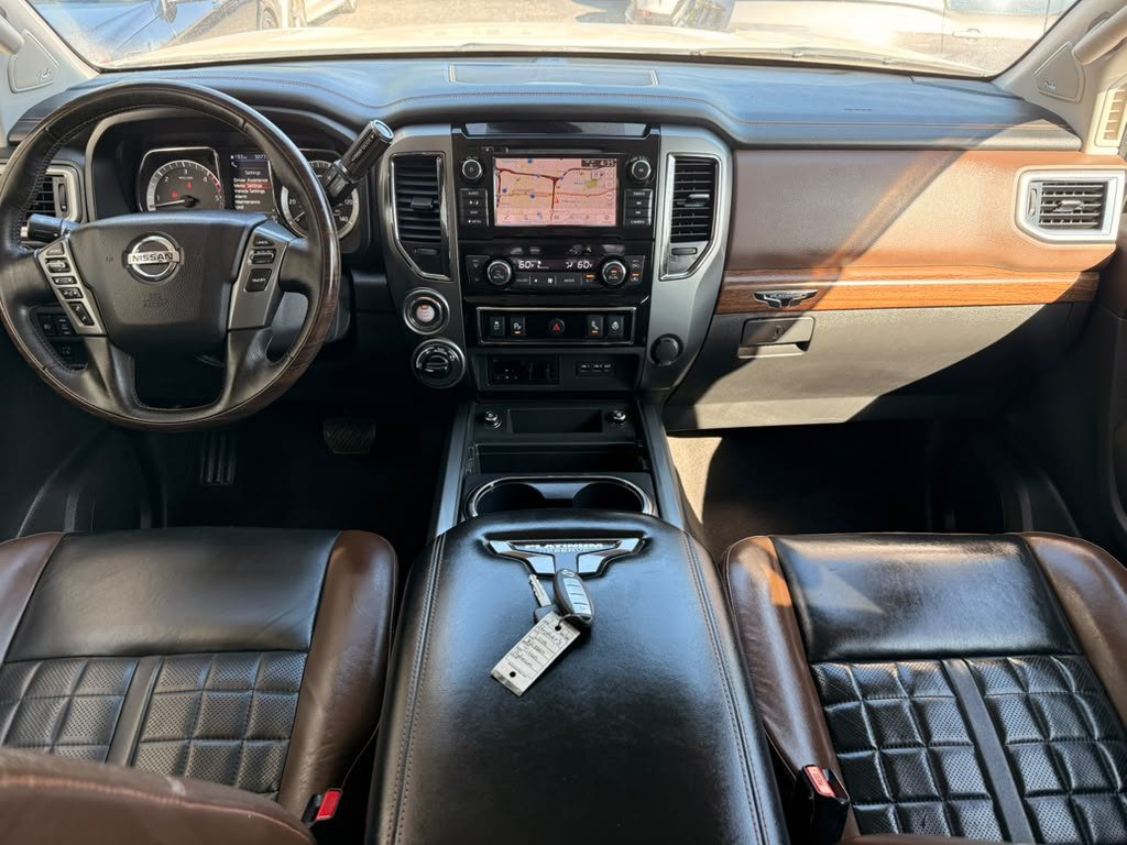 Used 2019 Nissan Titan Platinum Reserve w/ Platinum Utility Package AWD/4WD image 20