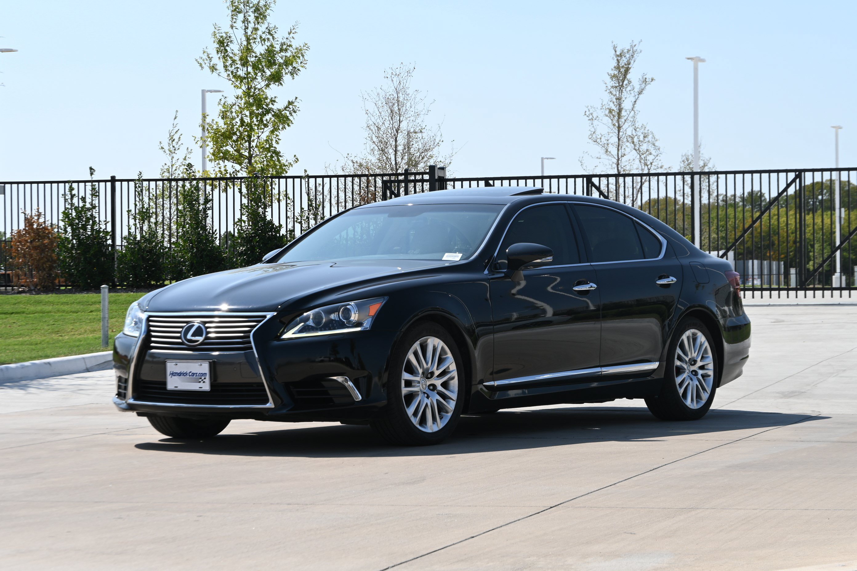 Used 2014 Lexus LS 460 w/ Comfort Package RWD image 5