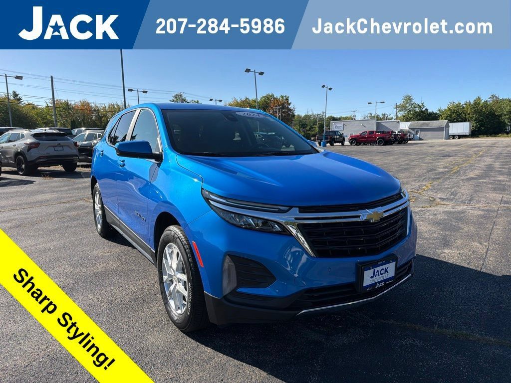 Used 2024 Chevrolet Equinox LT AWD/4WD image 1