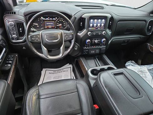 Used 2022 GMC Sierra 2500 Denali w/ Denali Ultimate Package image 11