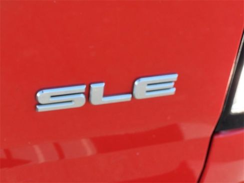 Used 2018 GMC Canyon SLE w/ SLE Convenience Package image 6