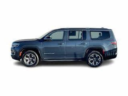 Used 2023 Jeep Wagoneer Series III w/ Preferred Equipment Group image 4