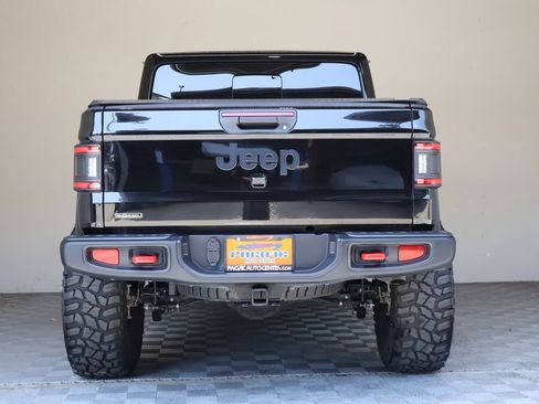 Used 2021 Jeep Gladiator Rubicon AWD/4WD image 18