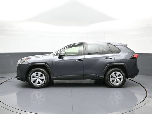 Certified 2022 Toyota RAV4 LE AWD/4WD image 9