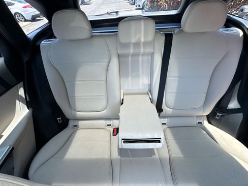 Used 2026 Mercedes-Benz GLC 300 4MATIC image 27