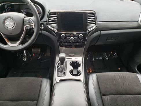 Used 2021 Jeep Grand Cherokee Laredo X AWD/4WD image 14