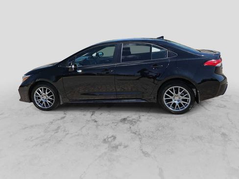 Used 2024 Toyota Corolla SE FWD image 5