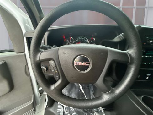Used 2023 GMC Savana 2500 w/ Driver Convenience Package image 18