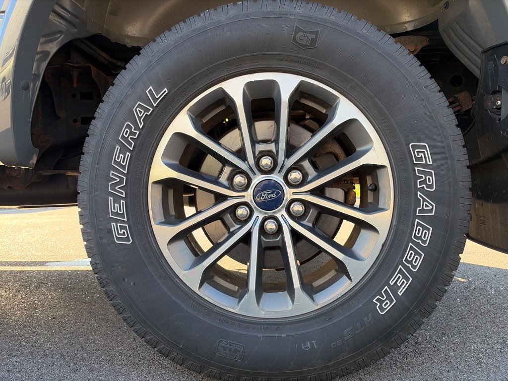 Used 2018 Ford F150 XLT w/ Equipment Group 302A Luxury AWD/4WD image 20