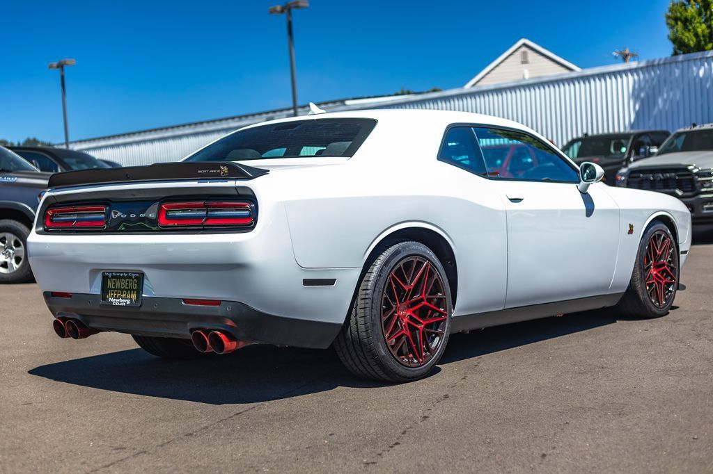 Used 2021 Dodge Challenger R/T Scat Pack RWD image 6