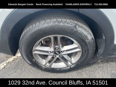 Used 2017 Hyundai Santa Fe Sport image 9