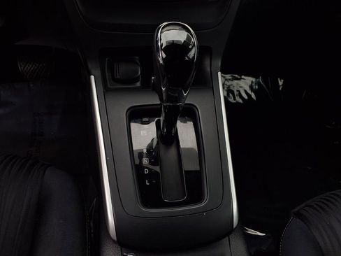 Used 2017 Nissan Sentra SV image 11