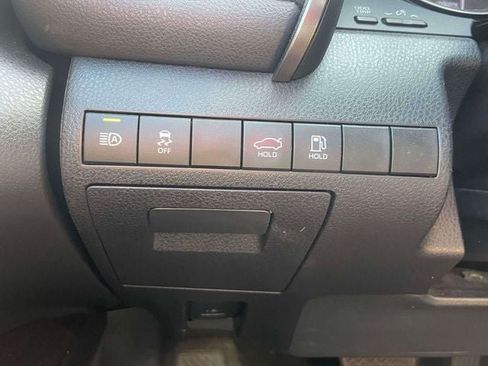 Used 2021 Toyota Camry SE w/ Carpet Mat Package (TMS) AWD/4WD image 21