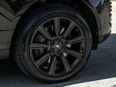 Used 2019 Land Rover Range Rover Long Wheelbase Supercharged image 63